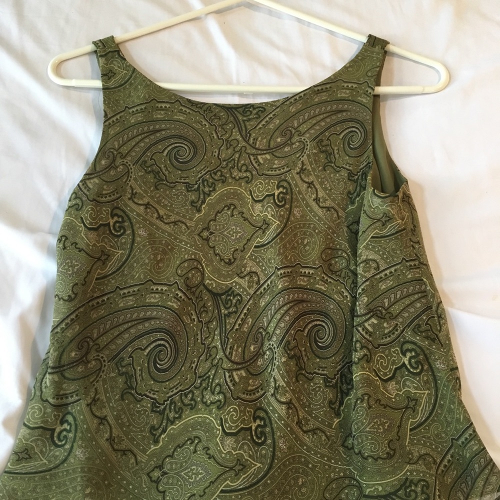 Green paisley silk sleeveless top by Ann Taylor